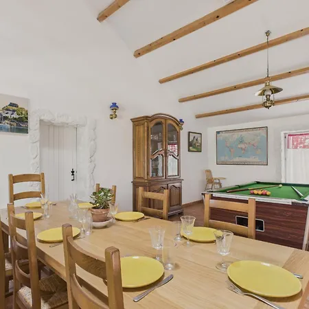 Prázdninový dům Belle Et Spacieuse Maison Au Calme Pour 8 Saint-Révérend