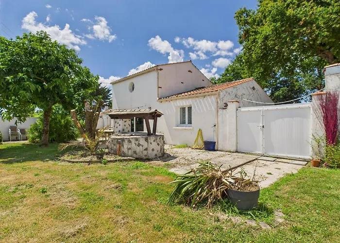 Casa de Férias Belle Et Spacieuse Maison Au Calme Pour 8 *